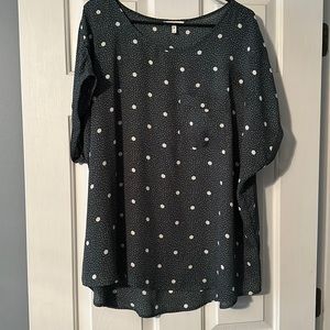 Breezy summer top by Maurice’s.  Size 2X.